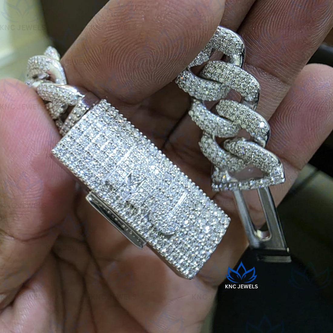 Tiger Face Moissanite Cuban Chain Mens Necklace with 925 Sterling Silver