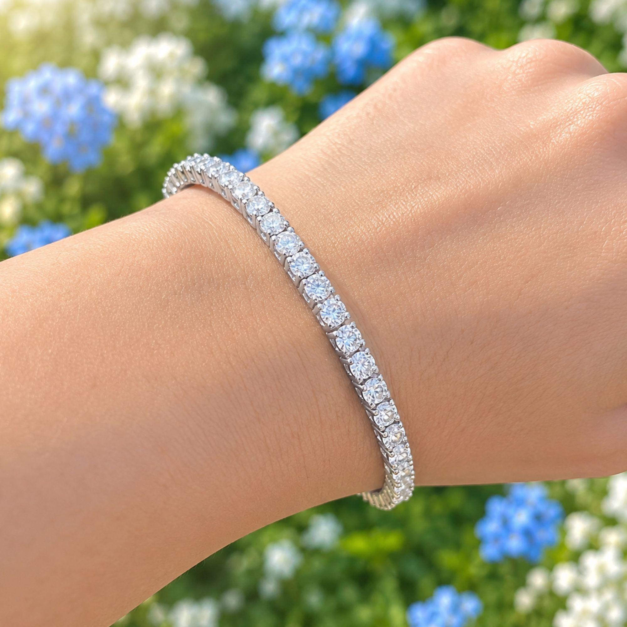 Lab Grown Diamond Tennis Bracelet, 14K White Gold, VVS/VS Anniversary Gift